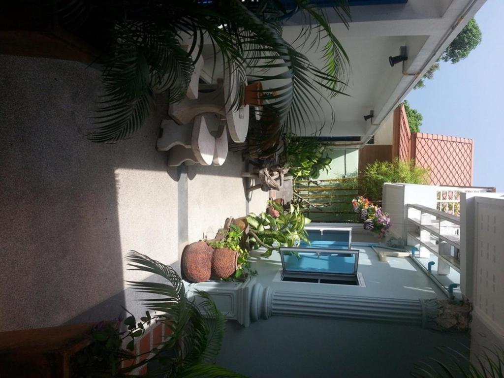 Yiasu Bed And Breakfast Pattaya Exterior foto
