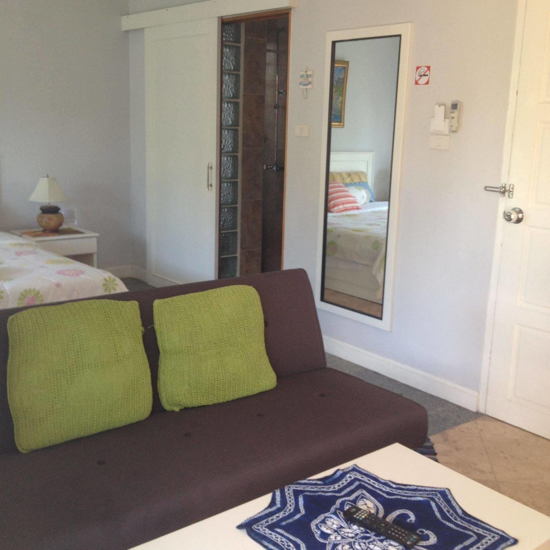 Yiasu Bed And Breakfast Pattaya Exterior foto