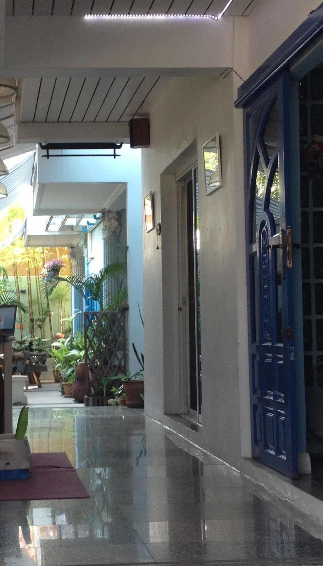 Yiasu Bed And Breakfast Pattaya Exterior foto